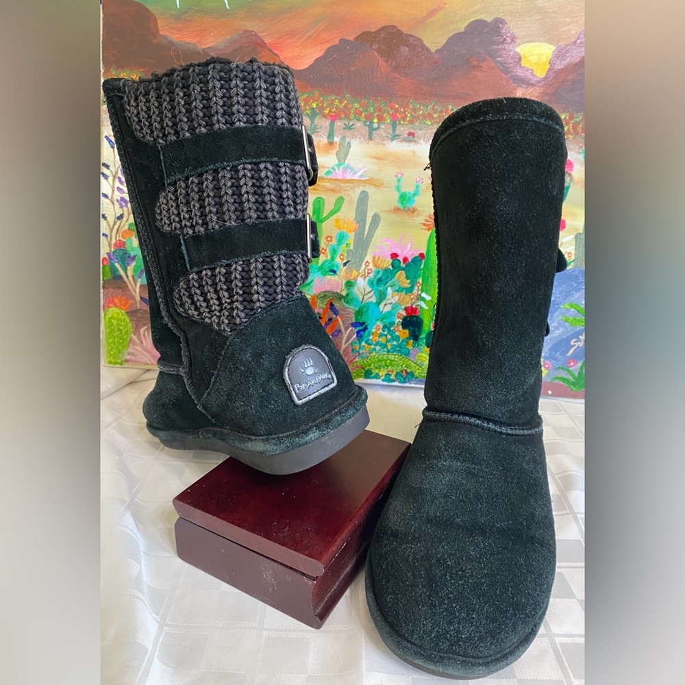 BearPaw Boshie Black and Gray Knit Suede Boots, Women’s Size 8